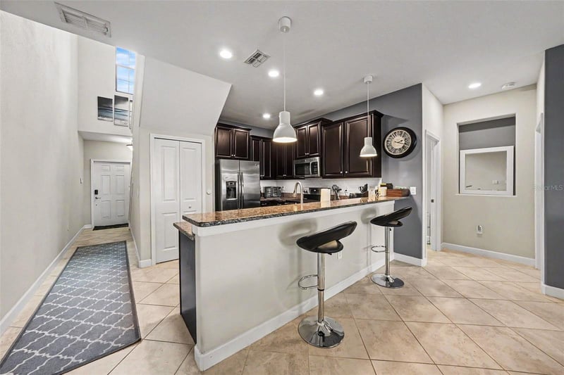 28504 Tranquil Lake Cir, Wesley Chapel, FL 33543