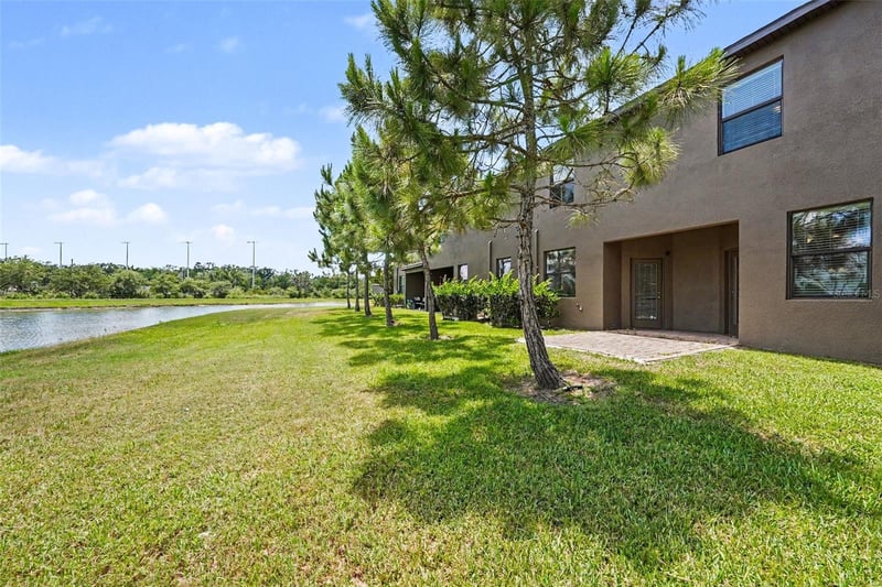 28504 Tranquil Lake Cir, Wesley Chapel, FL 33543