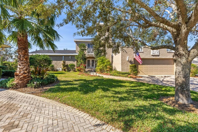 7425 Terrace River Dr, Tampa, FL 33637