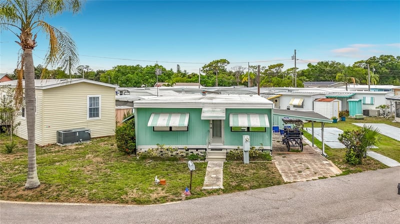4676 66th Ln #20, St Petersburg, FL 33709