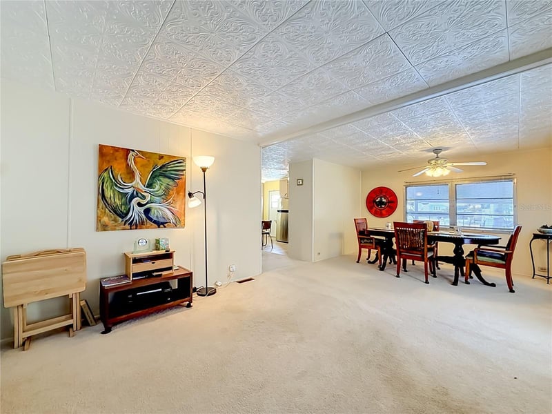 4676 66th Ln #20, St Petersburg, FL 33709