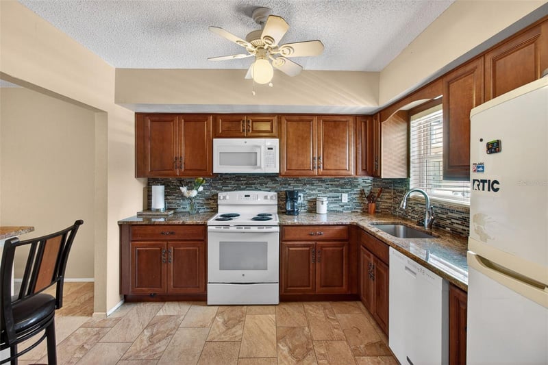 2285 Israeli Dr #29, Clearwater, FL 33763