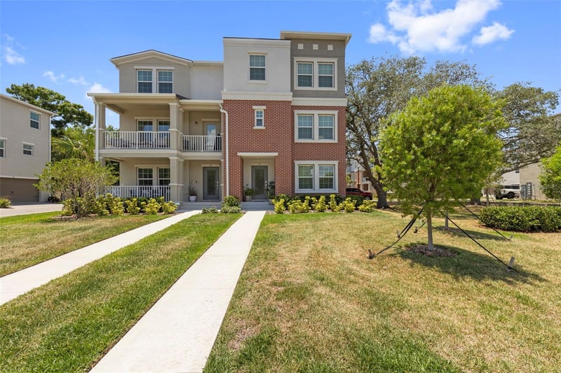 4511 Manhattan Ave #17, Tampa, FL 33611