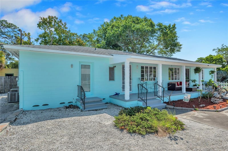 5025 28th Ave, Gulfport, FL 33707