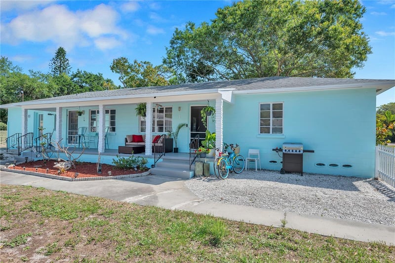 5025 28th Ave, Gulfport, FL 33707