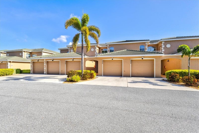 6626 7th Avenue Cir, Bradenton, FL 34209