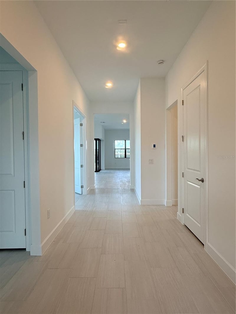 5031 Golden Shore Ct, Lakewood Ranch, FL 34211