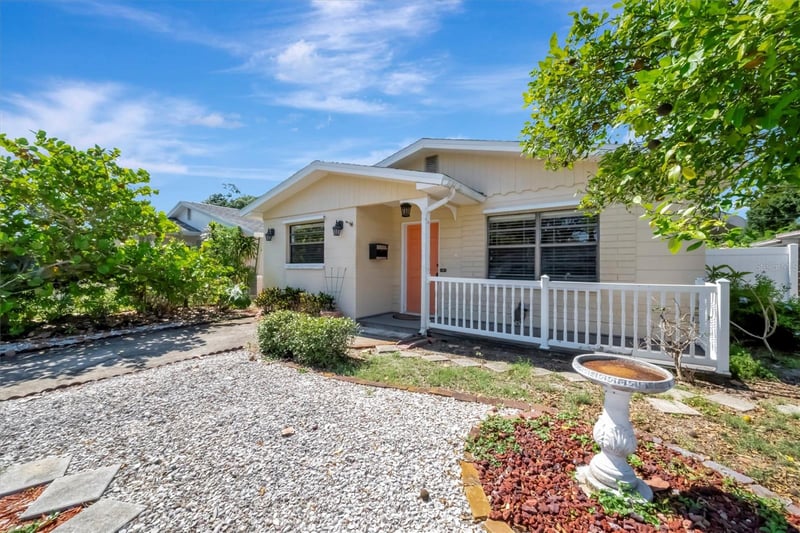 5630 13th Ave, St Petersburg, FL 33710