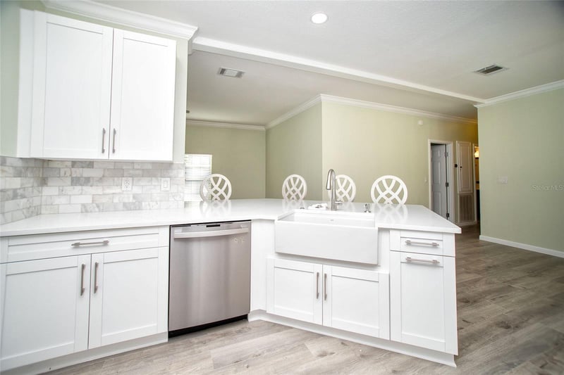 415 Dr Ml King Jr St, Safety Harbor, FL 34695