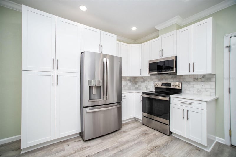 415 Dr Ml King Jr St, Safety Harbor, FL 34695