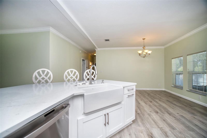 415 Dr Ml King Jr St, Safety Harbor, FL 34695