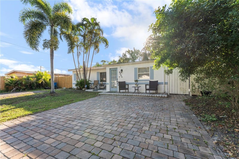 6205 65th St, Pinellas Park, FL 33781