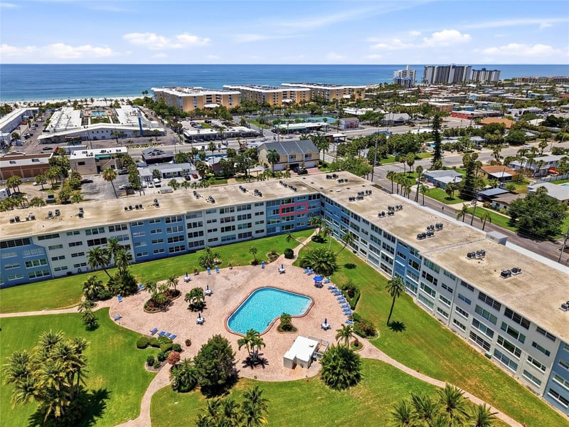 6363 Gulf Winds Dr #328, St Pete Beach, FL 33706