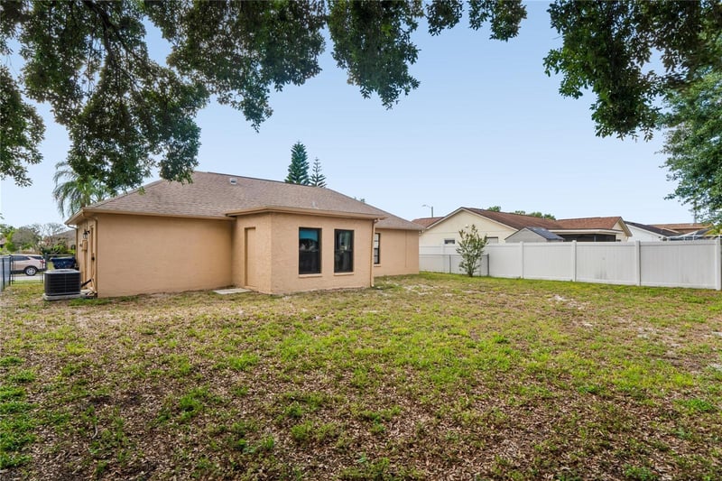 1238 Fuchsia Dr, Holiday, FL 34691