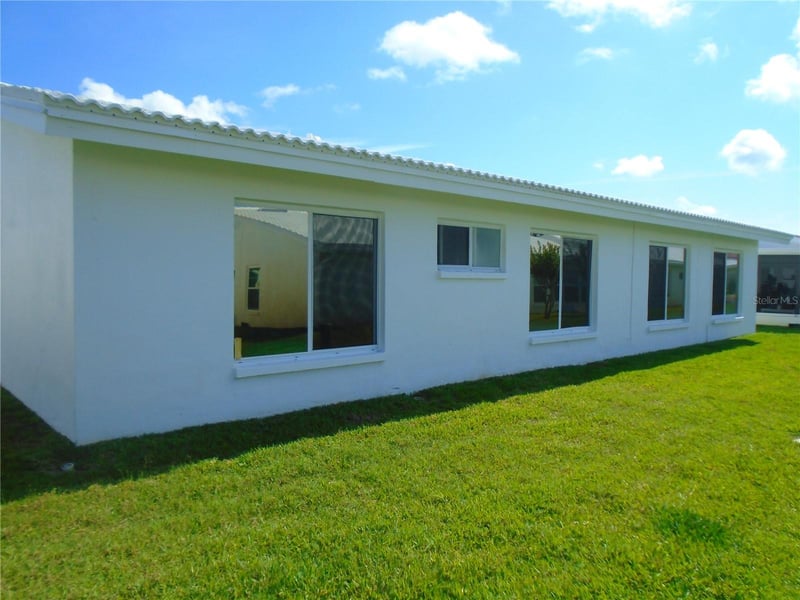 3648 91st Ave #6, Pinellas Park, FL 33782