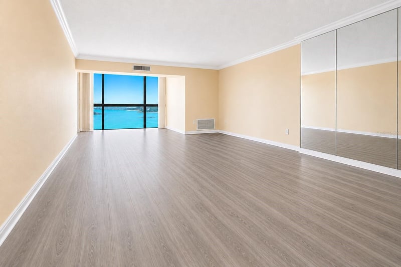 800 Gulfview Blvd #908, Clearwater Beach, FL 33767