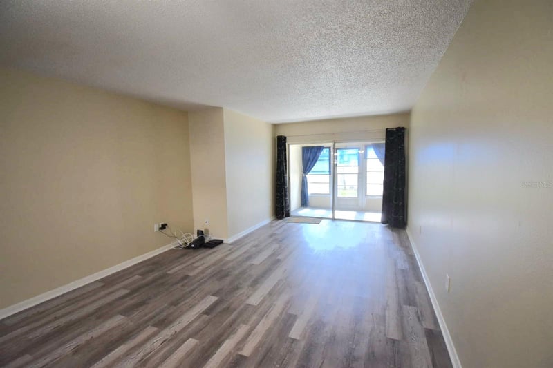 970 Virginia St #107, Dunedin, FL 34698