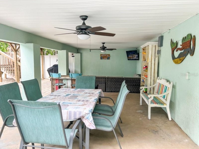 308 60th St #A, Holmes Beach, FL 34217