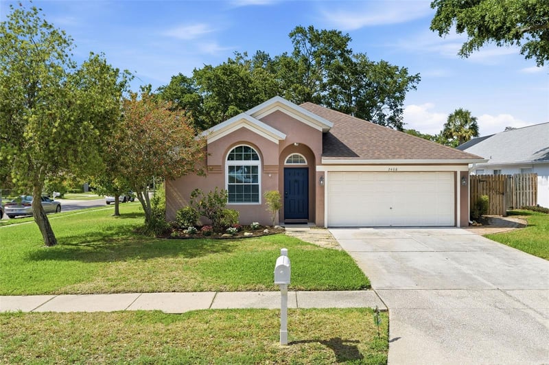 2468 Hidden Pines Ln, Clearwater, FL 33761