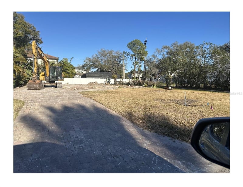 523 Davis Blvd, Tampa, FL 33606