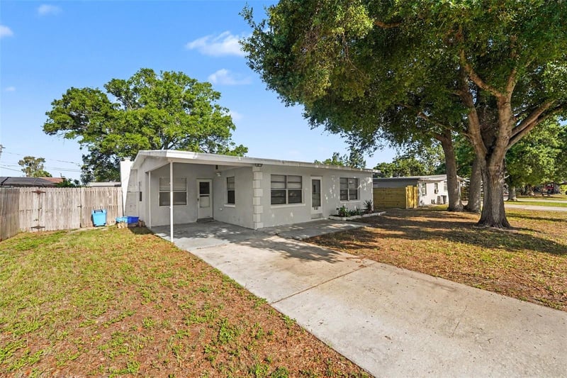 7062 47th St, Pinellas Park, FL 33781
