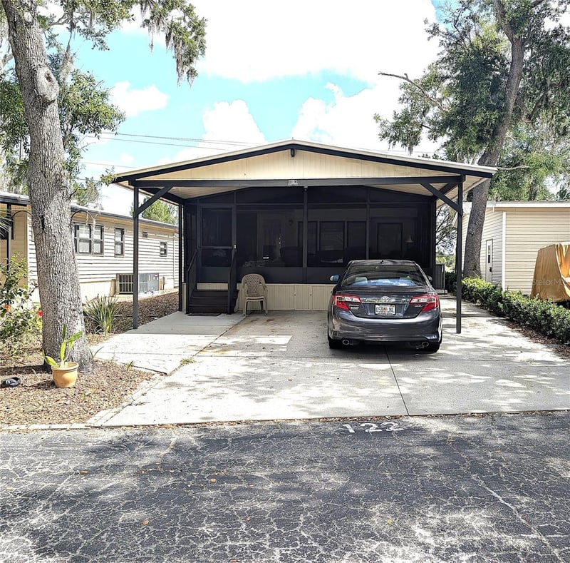 3300 26th Ave #122, Bradenton, FL 34208