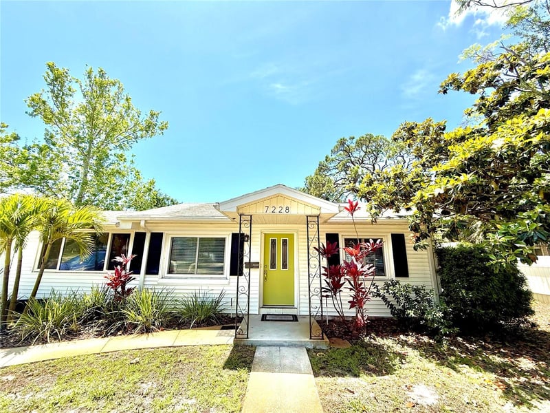 7228 6th Ave, St Petersburg, FL 33710