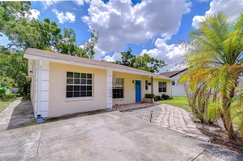 7905 Fremont Ave, Tampa, FL 33604