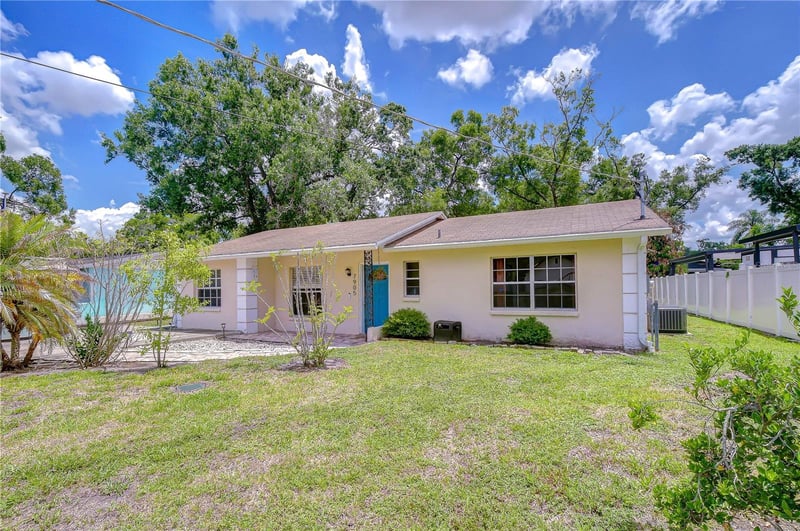 7905 Fremont Ave, Tampa, FL 33604