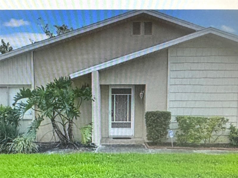1651 Cape Hope Ave #1, St Petersburg, FL 33702
