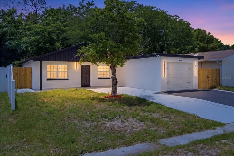 3029 Corona Dr, Holiday, FL 34690