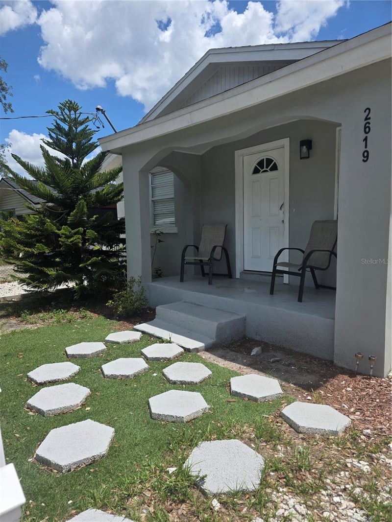 2619 Chelsea St, Tampa, FL 33610