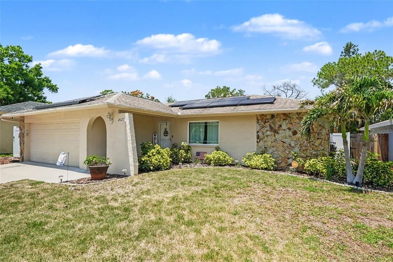 2627 Surrey Dr, Palm Harbor, FL 34684