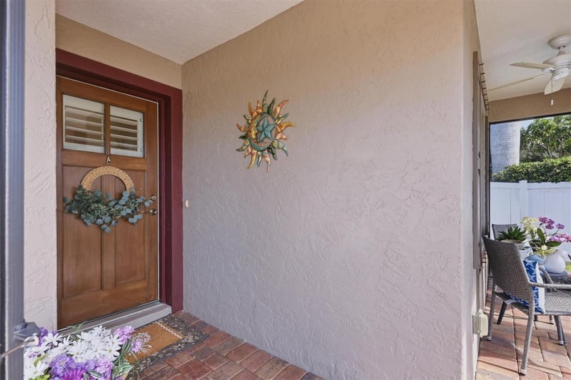 7106 35th St, Sarasota, FL 34243