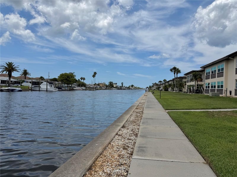5108 Amulet Dr #205, New Port Richey, FL 34652