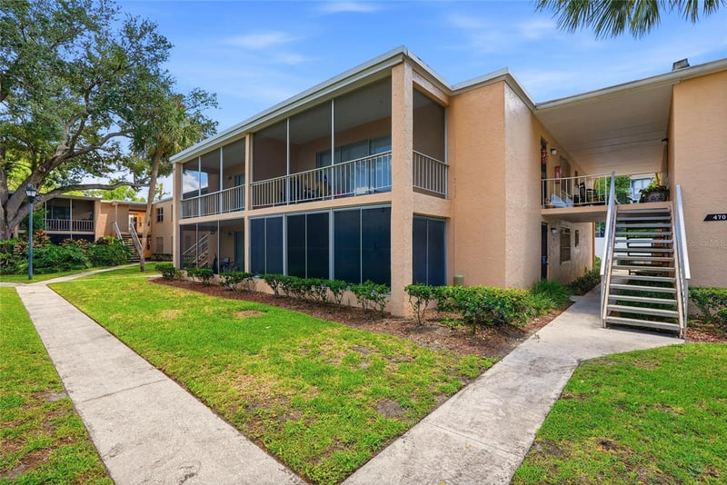 4715 Christa Ct #335, Tampa, FL 33614