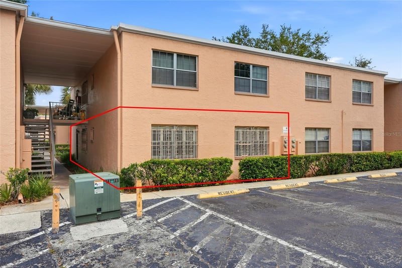 4715 Christa Ct #335, Tampa, FL 33614