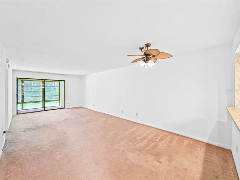 11485 Oakhurst Rd #A102, Largo, FL 33774