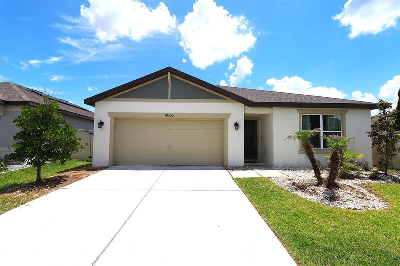 4006 Capri Coast Dr, Plant City, FL 33565