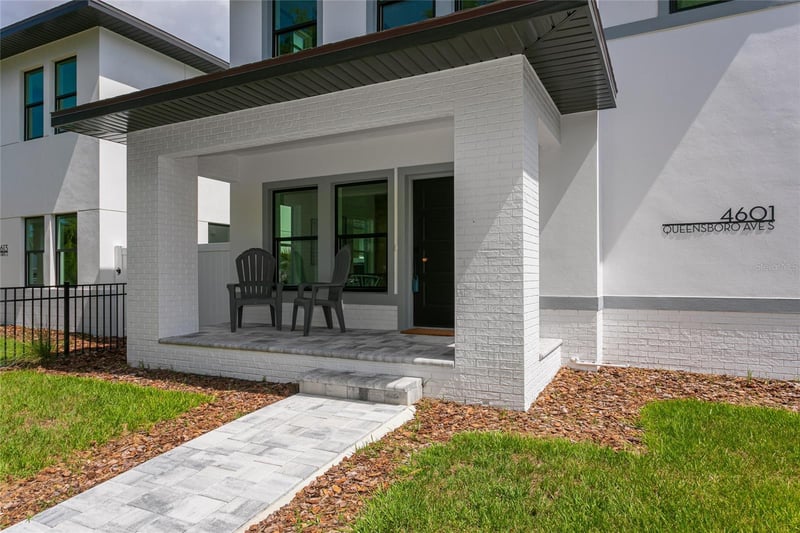 4601 Queensboro Ave, St Petersburg, FL 33711