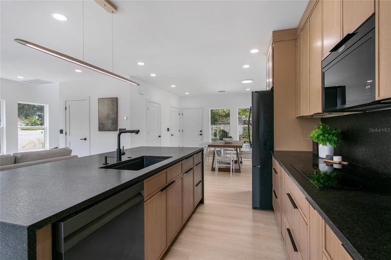 4601 Queensboro Ave, St Petersburg, FL 33711