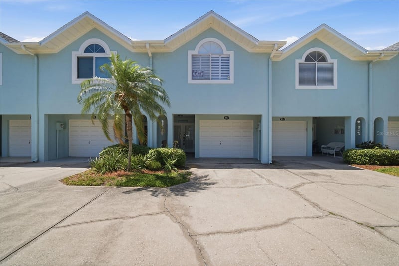 643 Garland Cir, Indian Rocks Beach, FL 33785