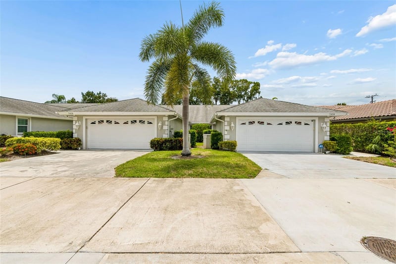 7656 Palm Aire Ln, Sarasota, FL 34243