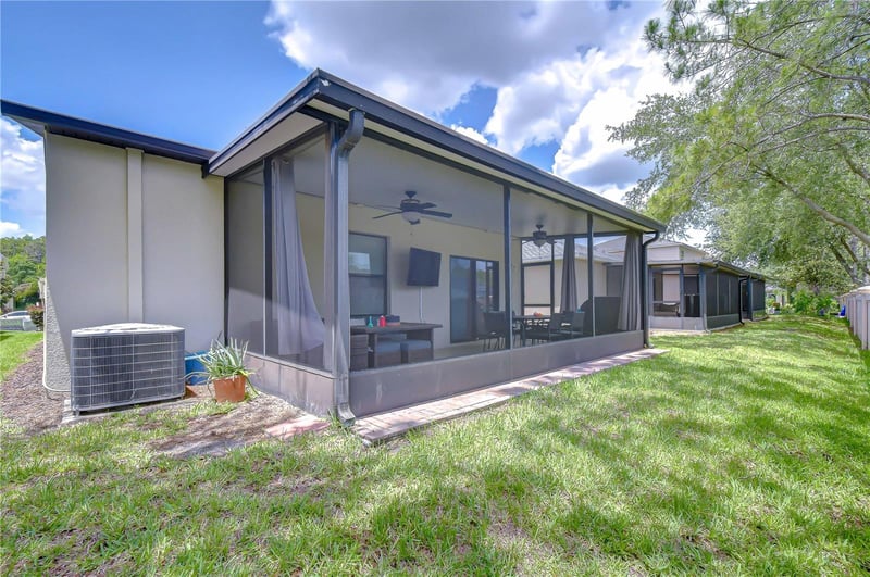 7847 Tuscany Woods Dr, Tampa, FL 33647