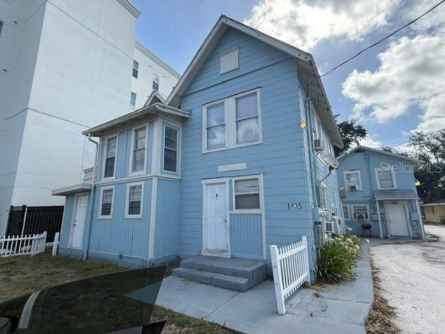 1425 14th St, Bradenton, FL 34205