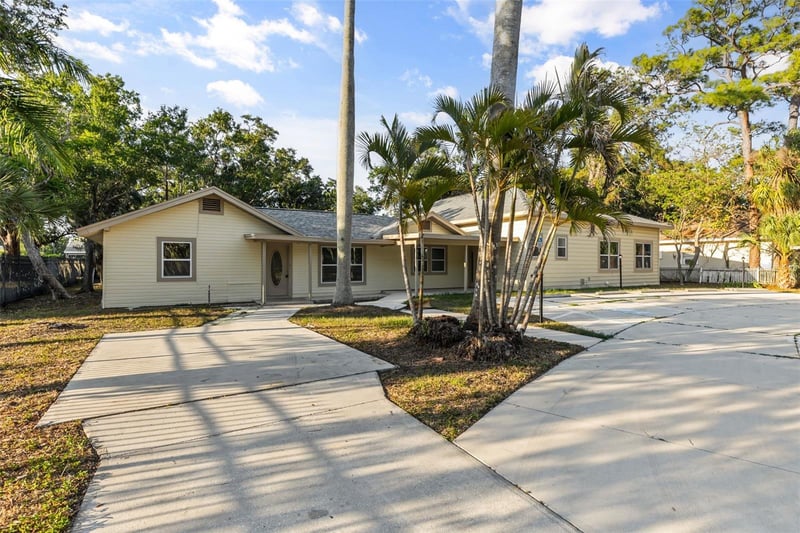 2726 6th Ave, Bradenton, FL 34205