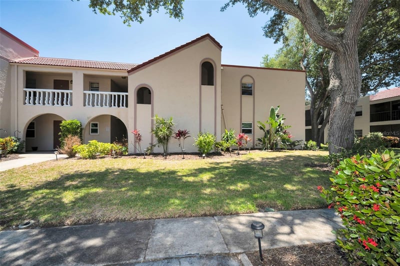 9700 Starkey Rd #228, Seminole, FL 33777