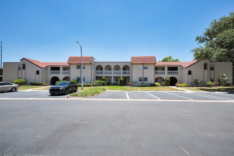 9700 Starkey Rd #228, Seminole, FL 33777