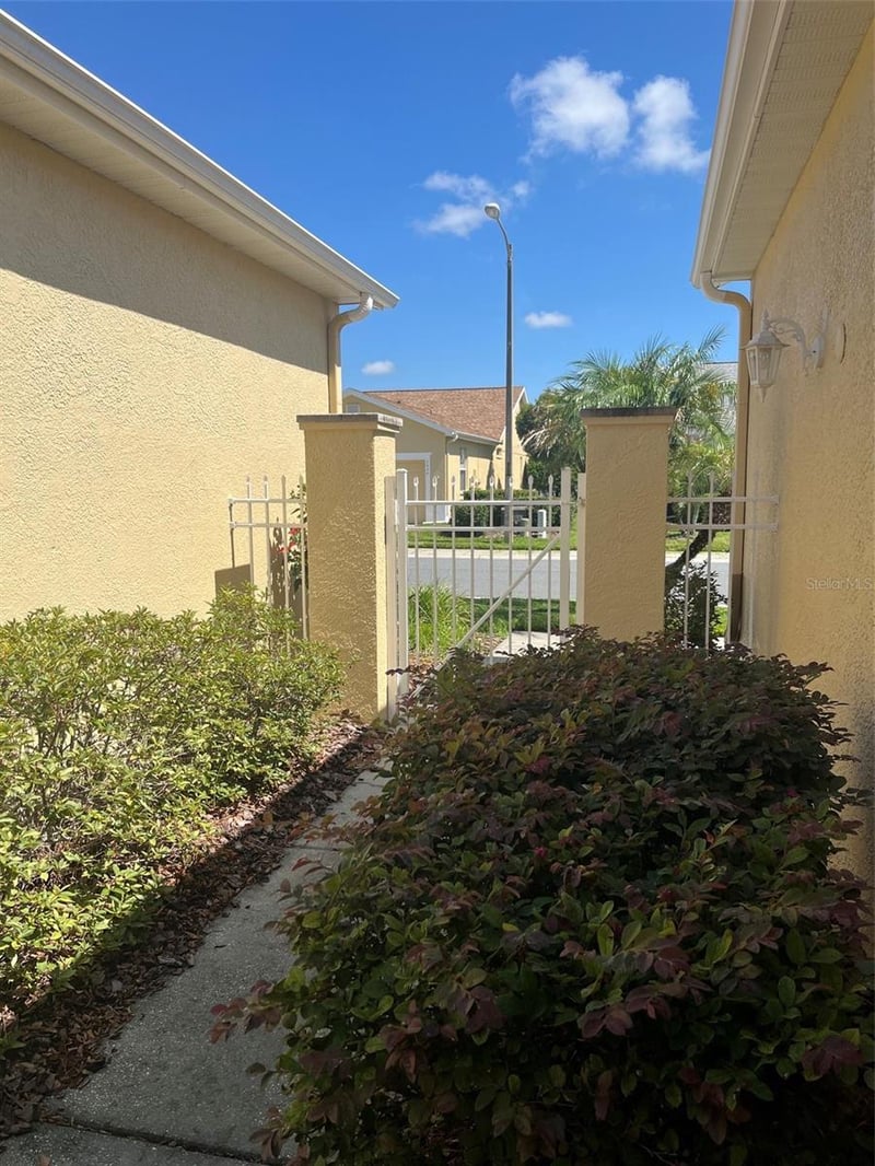 7211 Cleopatra Dr, Land O Lakes, FL 34637