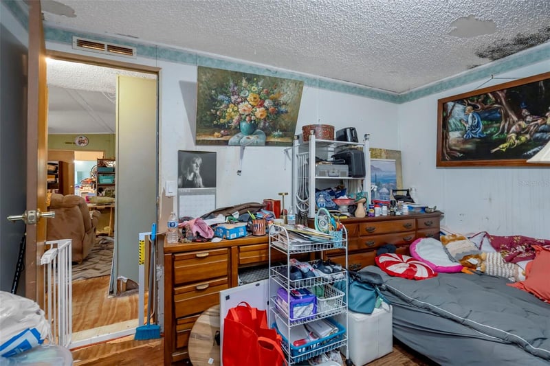 35913 Valleybrook Ave, Zephyrhills, FL 33541
